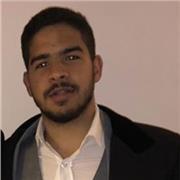 Étudiant qui enseigne les mathématiques, la manière la plus simple